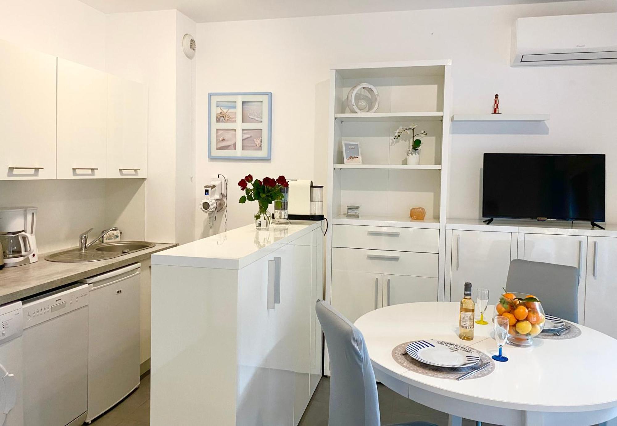 Inter Superb Studio Piscine 5 Min Gare Ментона Екстериор снимка