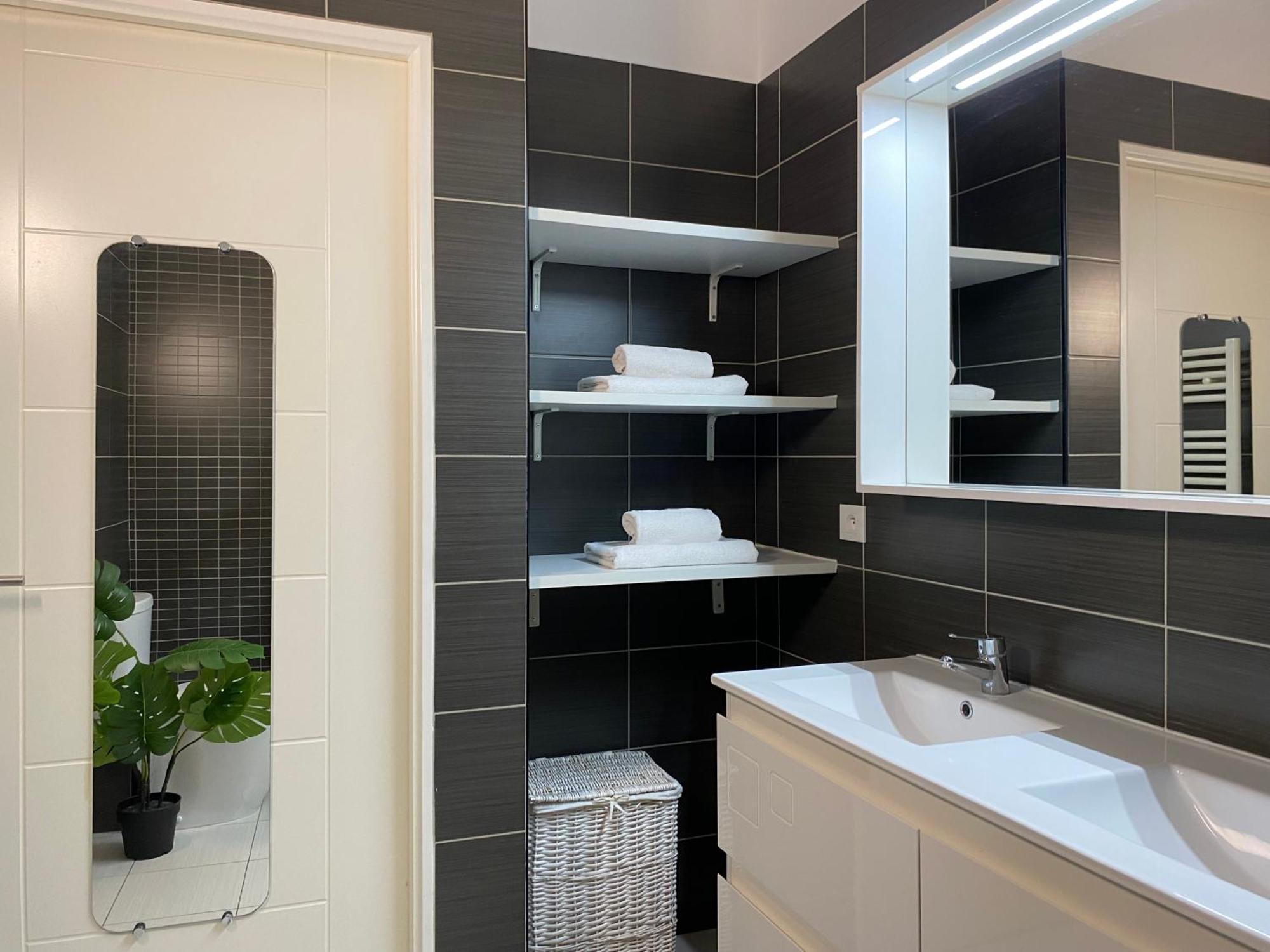 Inter Superb Studio Piscine 5 Min Gare Ментона Екстериор снимка
